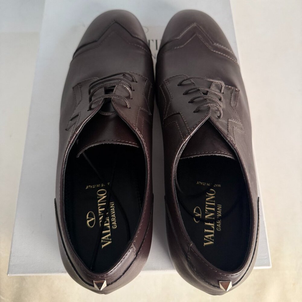 Valentino Garavani  Men's Brown Star Oxford - EU size 42, US size 9